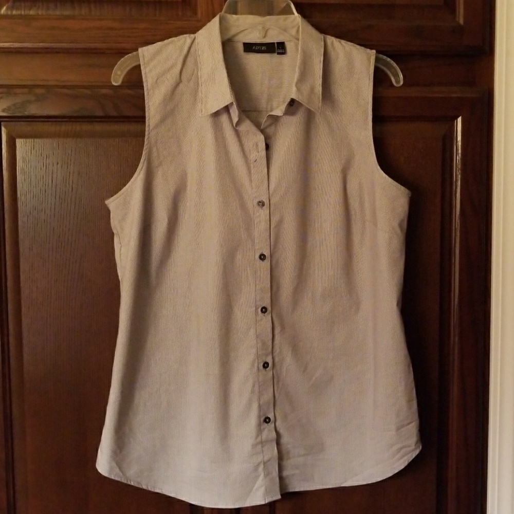 APT 9 Sleeveless Top